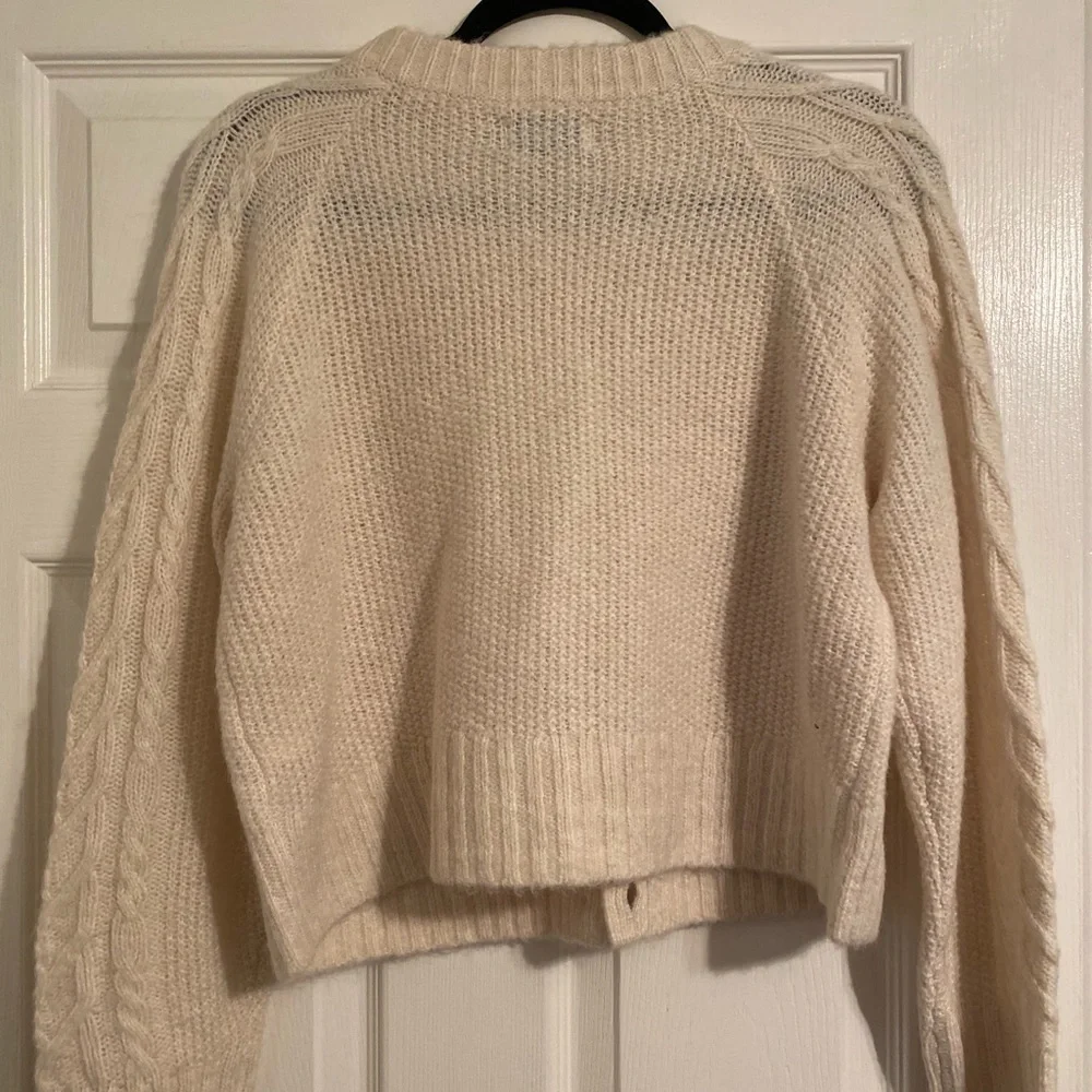 Cardigan - Picture 4 of 4